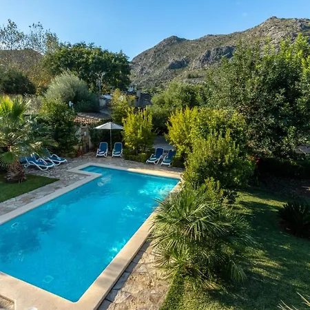 Sleeps 6 With Pool Air Con And Wifi Villa Pollenca